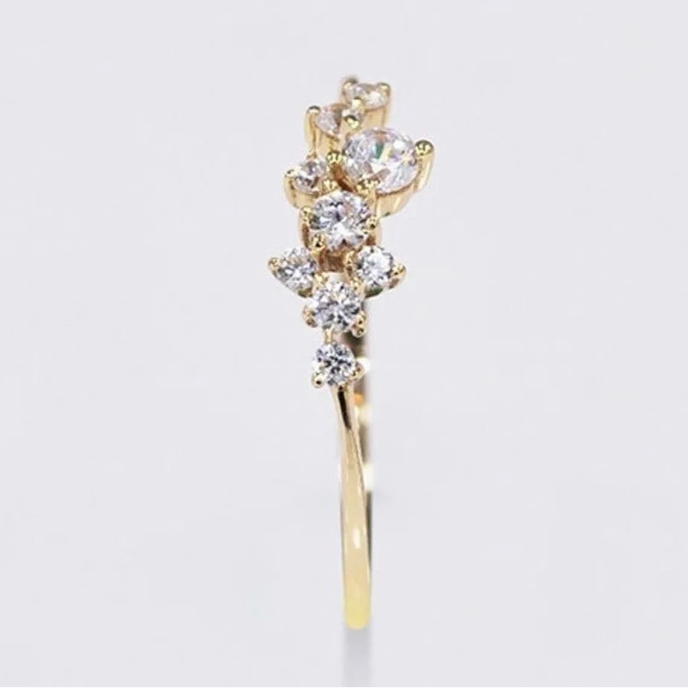 Dainty Zircon & Gold Colored Ring - Picture 4 of 6